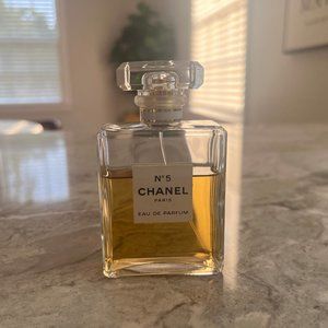 Chanel No 5